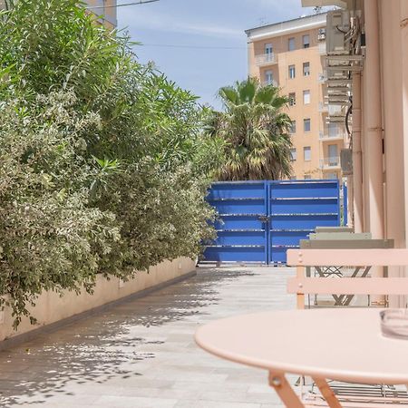 Eos - Elegants Apartments & Suites シラクーサ エクステリア 写真