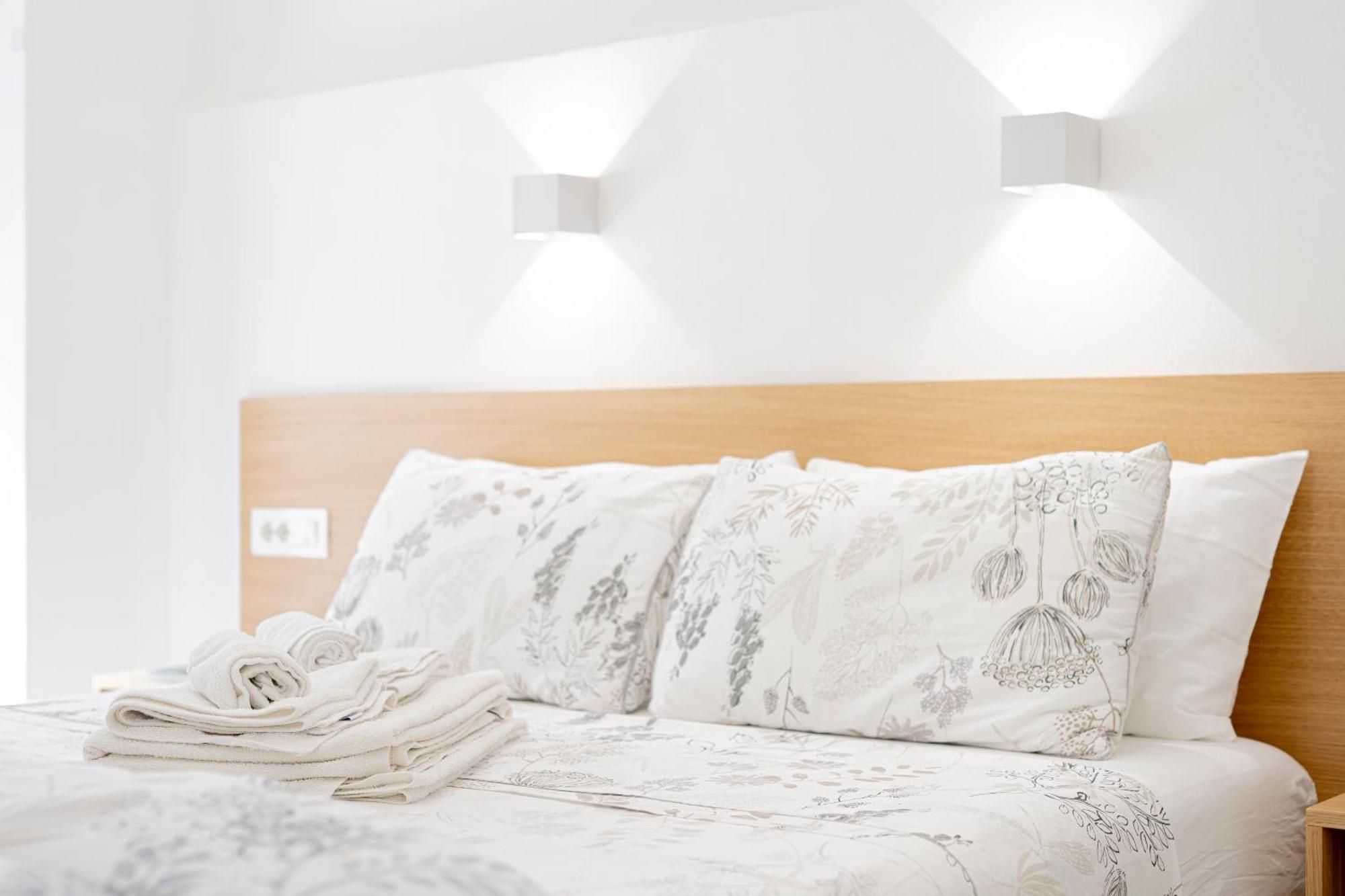 Eos - Elegants Apartments & Suites シラクーサ エクステリア 写真