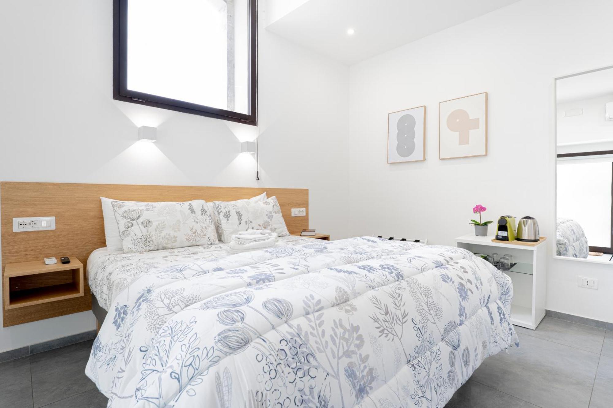 Eos - Elegants Apartments & Suites シラクーサ エクステリア 写真