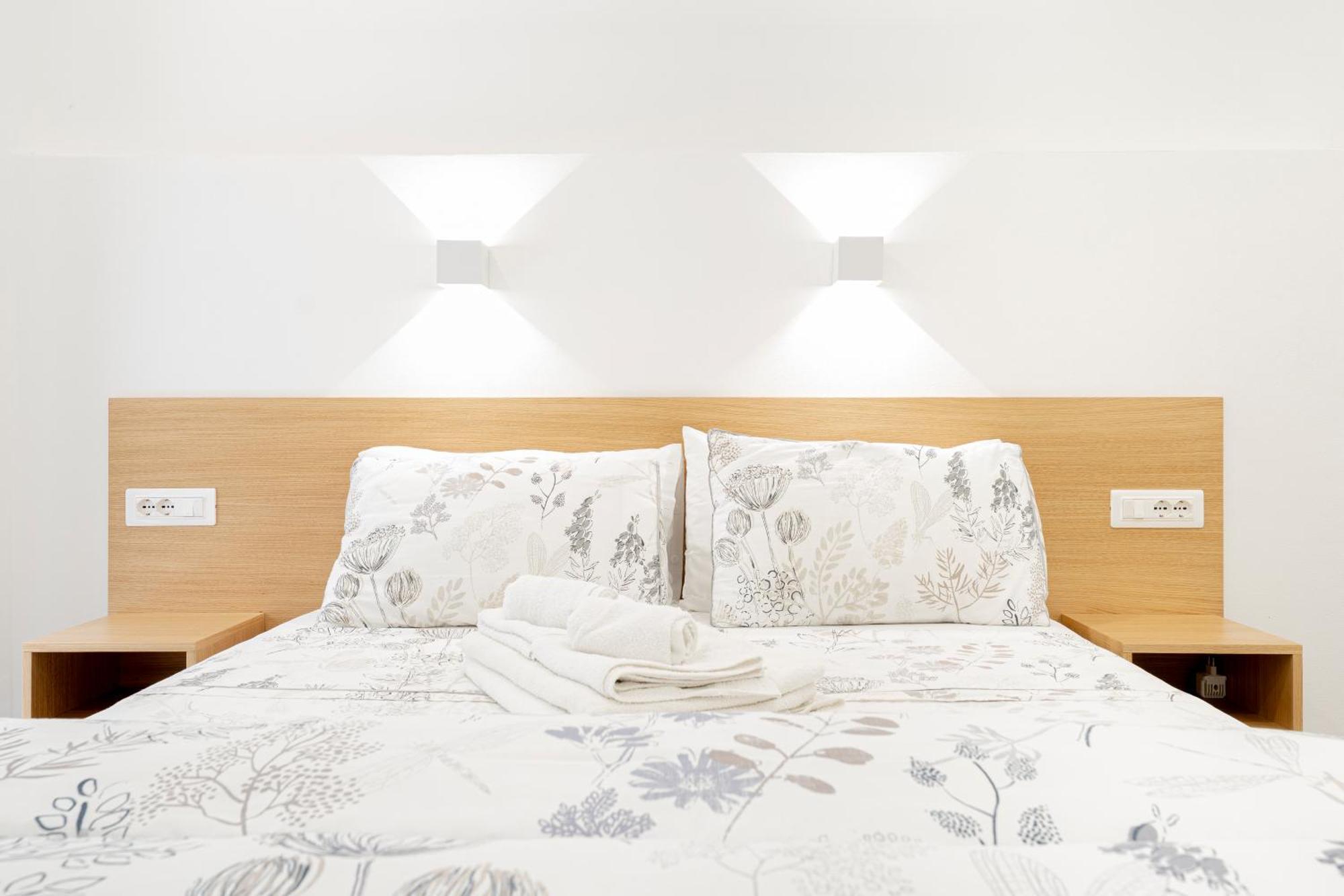 Eos - Elegants Apartments & Suites シラクーサ エクステリア 写真